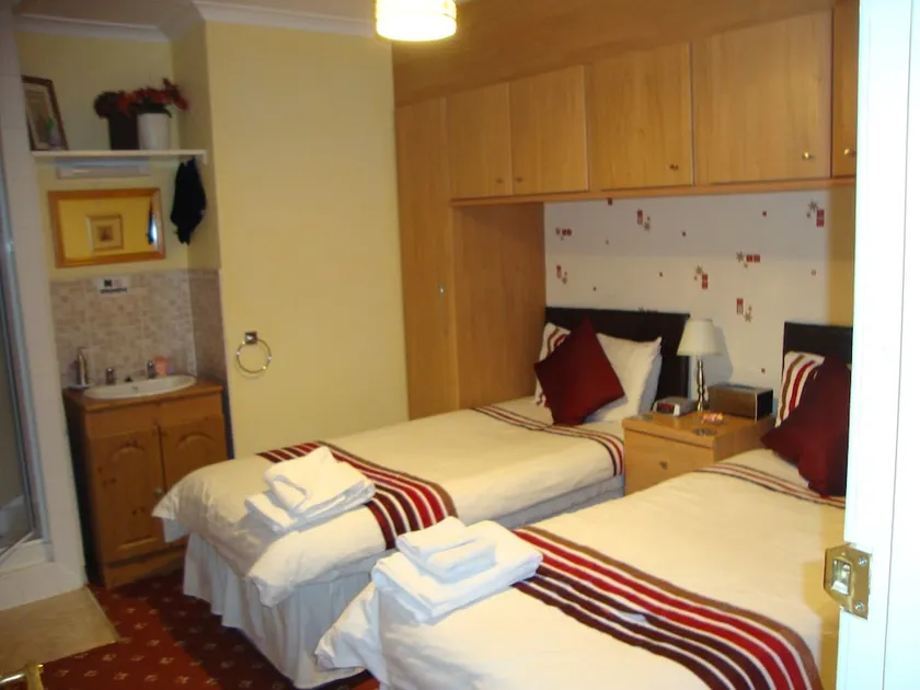 Ashgrove B&B - Image 1