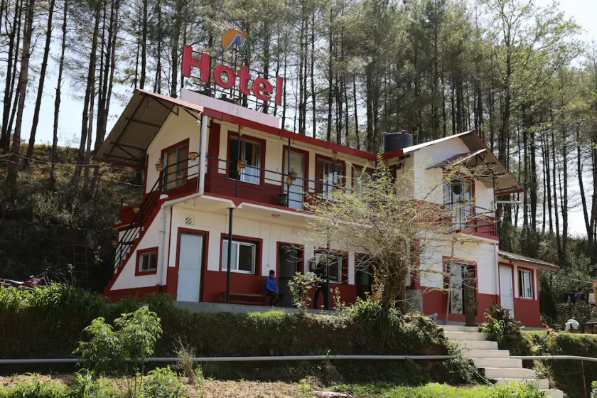 Hotel Mount Paradise - Image 1
