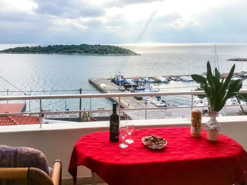 The 2 Islands Villa, Athens, Pachi,front-beach Villa 3 Floors,7 Guests - Image 1