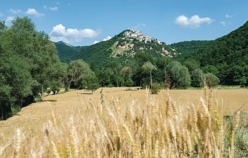 Awesome Home in Piediluco With Wifi and 2 Bedrooms - Image 1