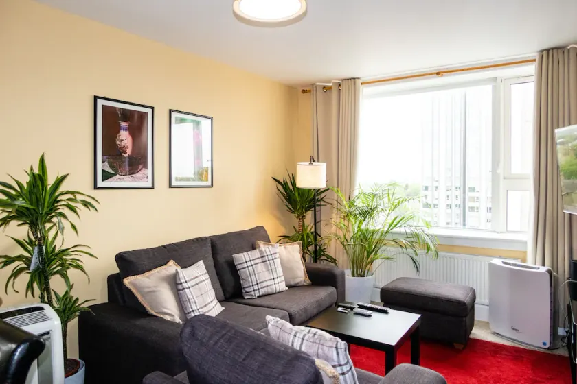Bray Apartment - Image 1