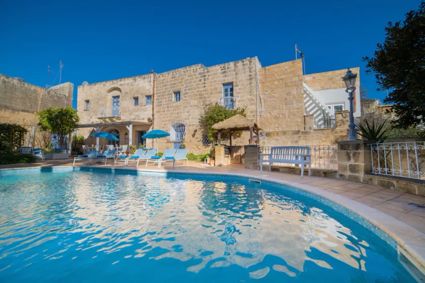 Village Knights B&B - Image 1