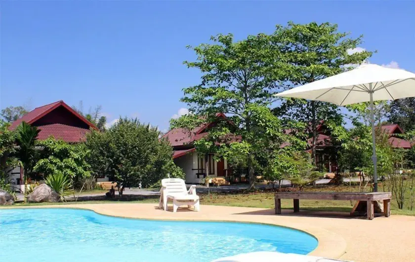 Bangyai Buri Resort - Image 1
