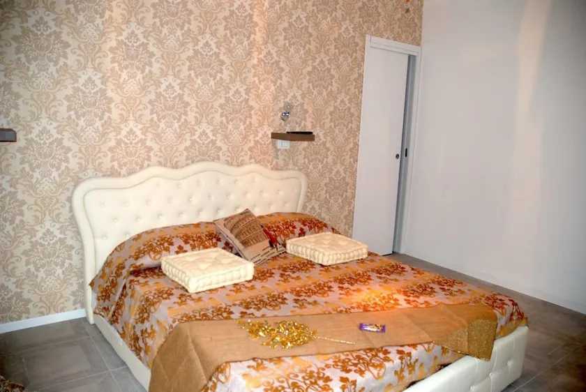 Fashion Lux B&B - Image 1