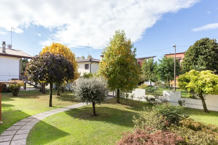Home Near Venice - Image 1