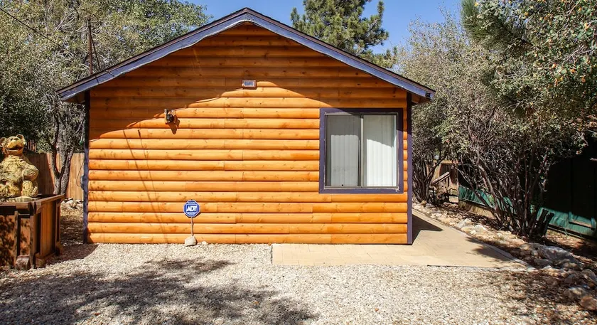 Chill View Cabin - Image 1