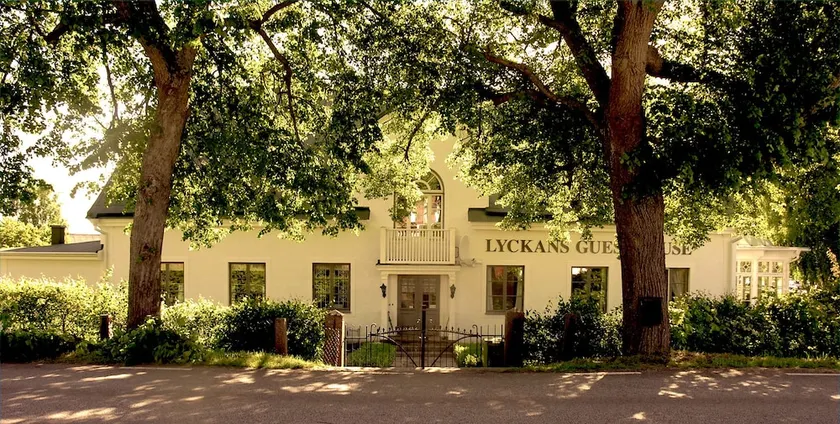 Lyckans Guesthouse - Image 1