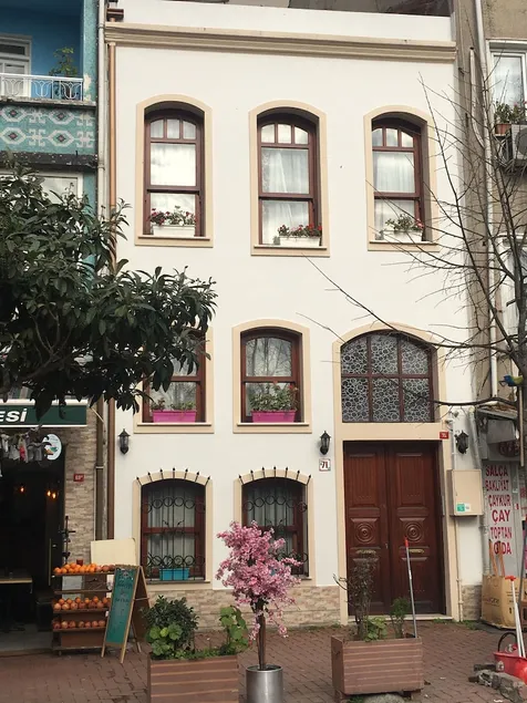 Kadirga Mansion - Image 1