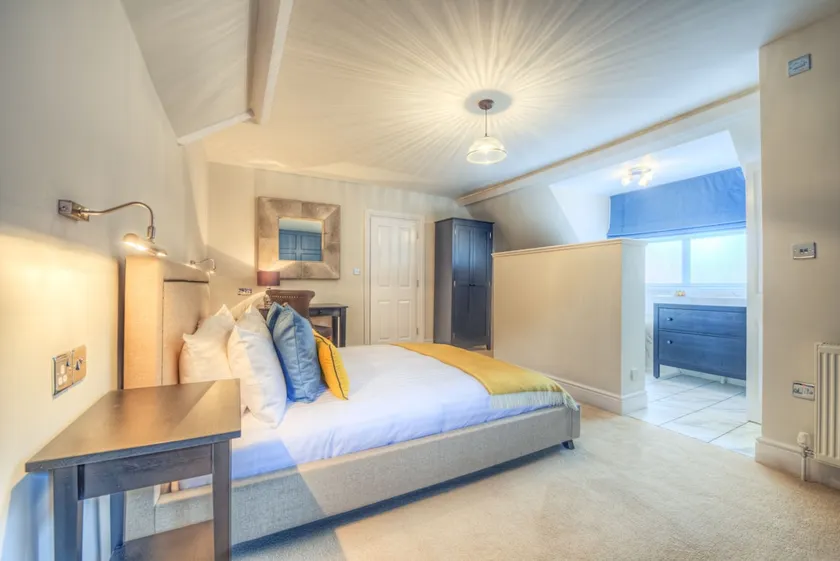 Number Four Boutique Hotel - Image 1