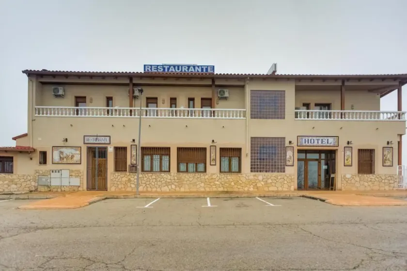 hotel rural el mirador del ballestar - Image 1
