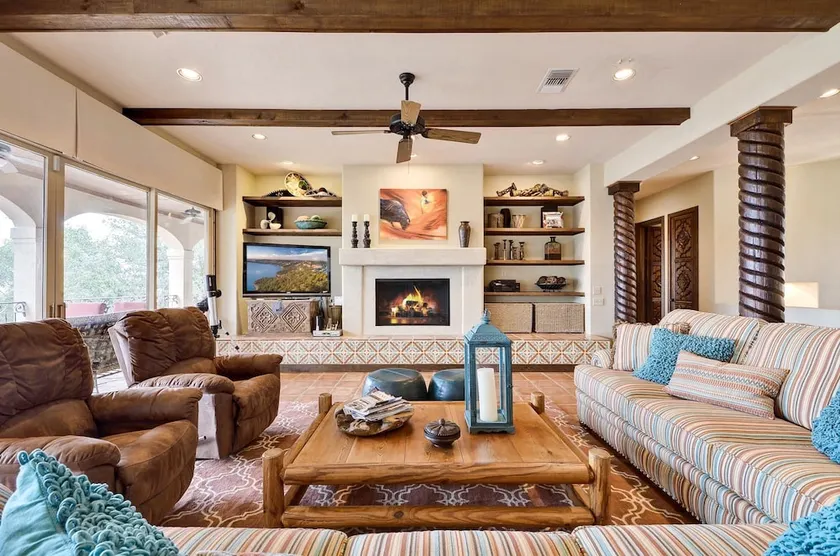 5BR 4BA Lake House with Pool Lake Travis Views by RedAwning - Image 1