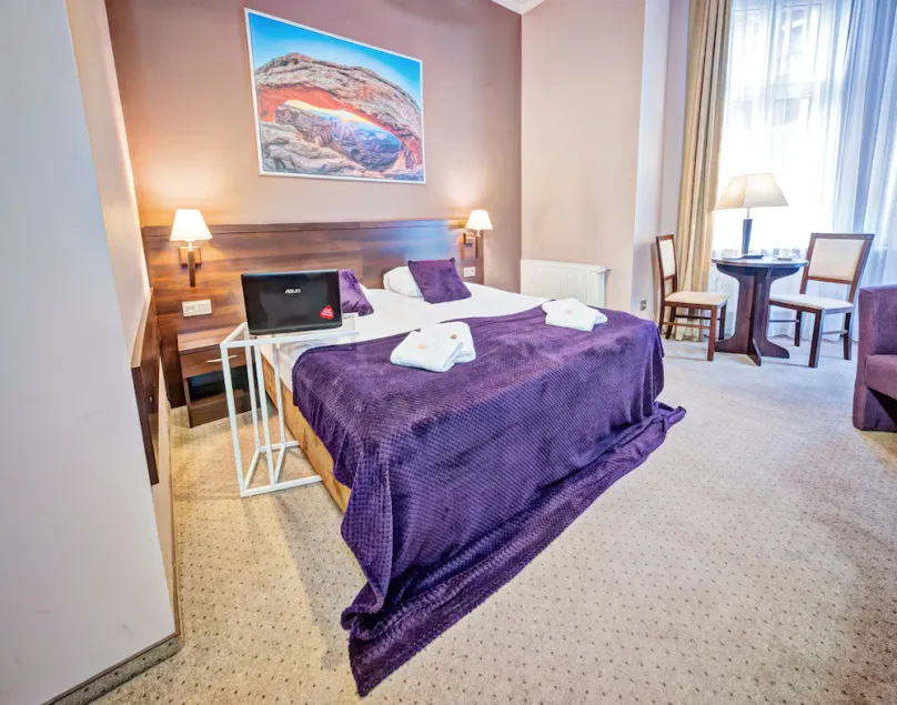 Ttrooms - Image 1