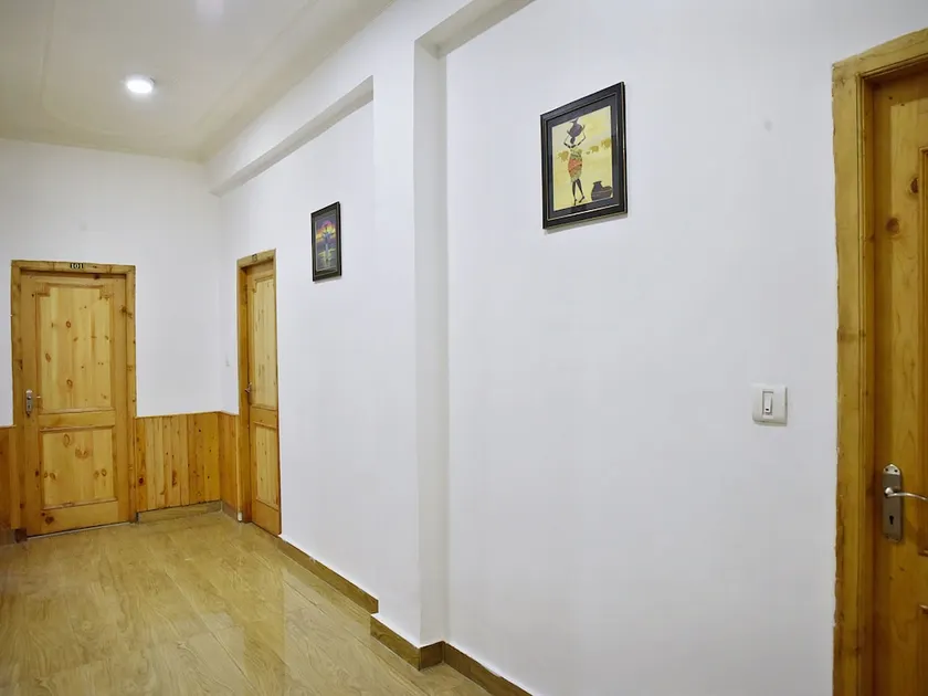 OYO 4637 Hotel K Square - Image 1