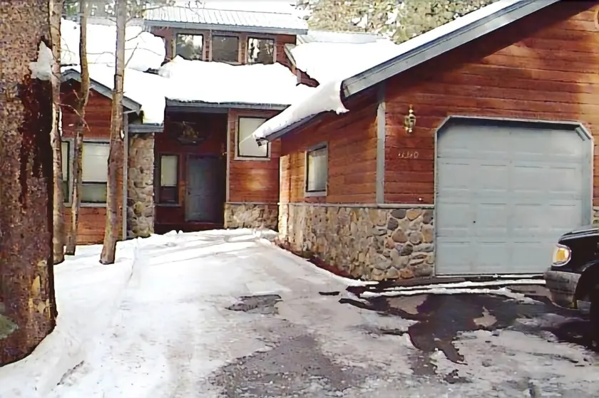 Spacious Home on Donner Golf Course by RedAwning - Image 1