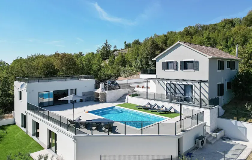 Nice Home in Obrovac Sinjski With Outdoor Swimming Pool, Sauna and Wifi - Image 1