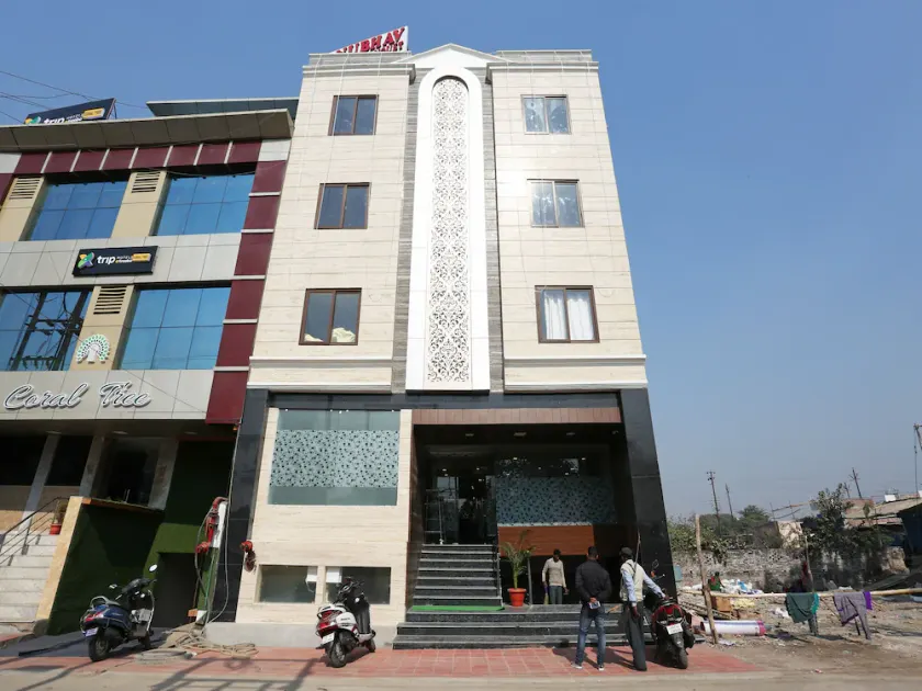 Hotel Anubhav By OYO Rooms - Image 1