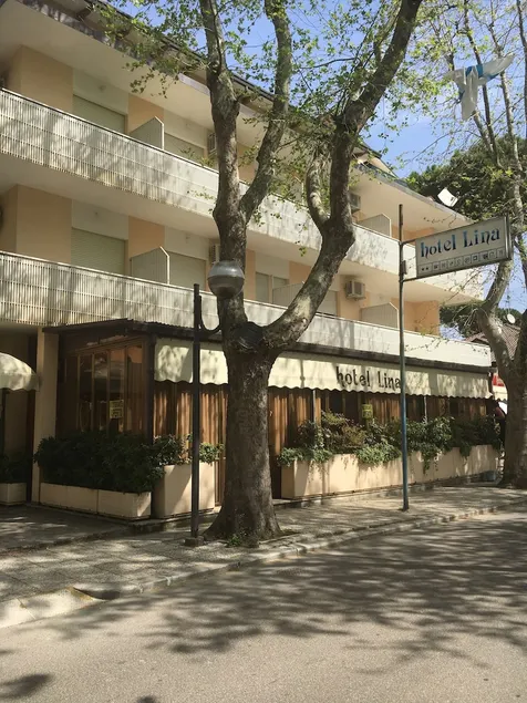Hotel Lina - Image 1