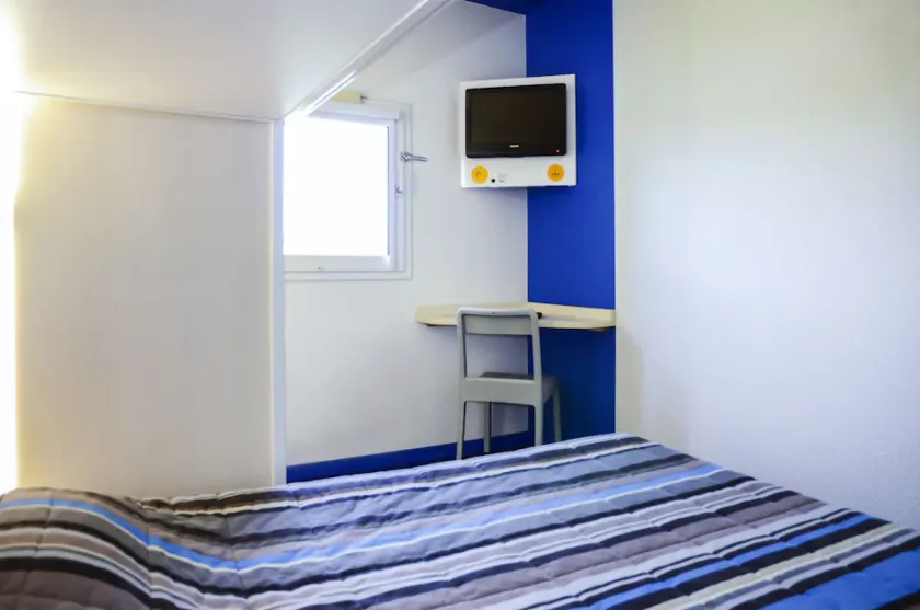 hotelF1 Clermont Ferrand Issoire Coudes - Image 1
