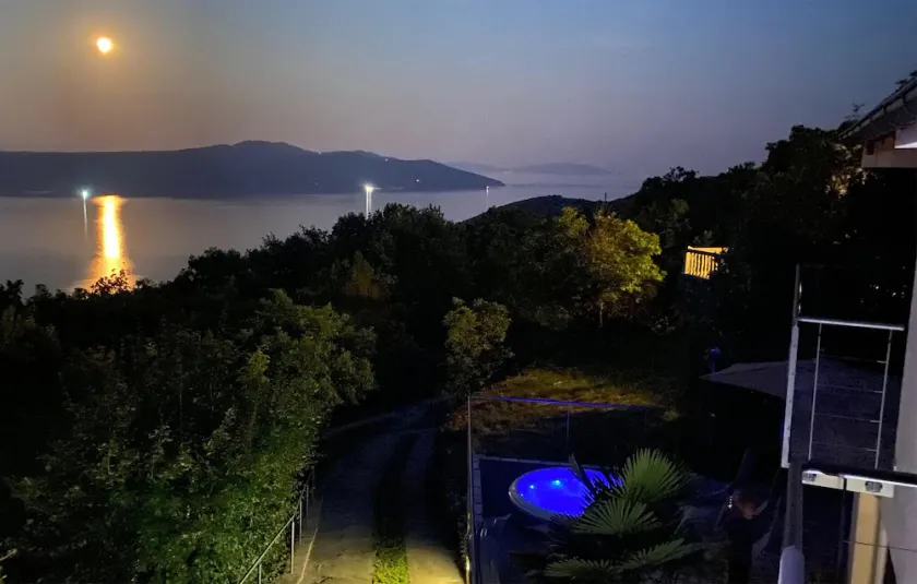 Awesome Home in Sveta Jelena With Jacuzzi, Wifi and 2 Bedrooms - Image 1
