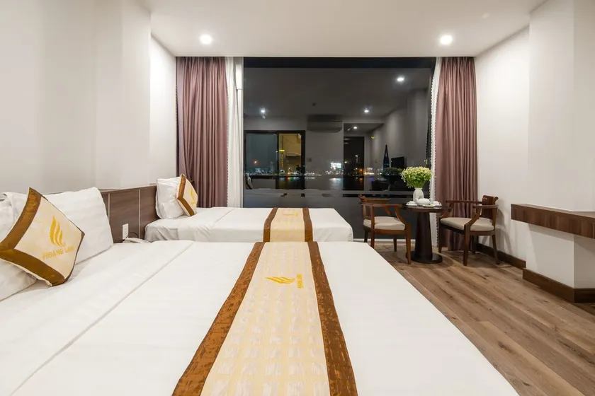 Hoang Linh Hotel - Image 1