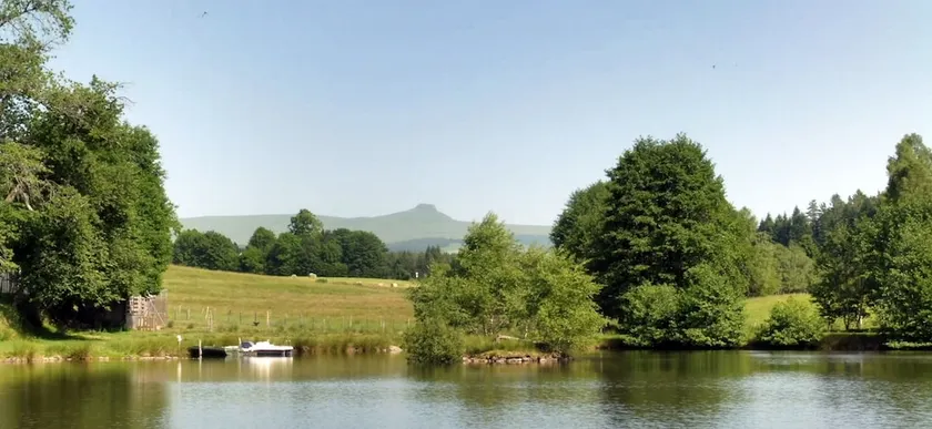Gite DE L'etang - Briffons - Image 1