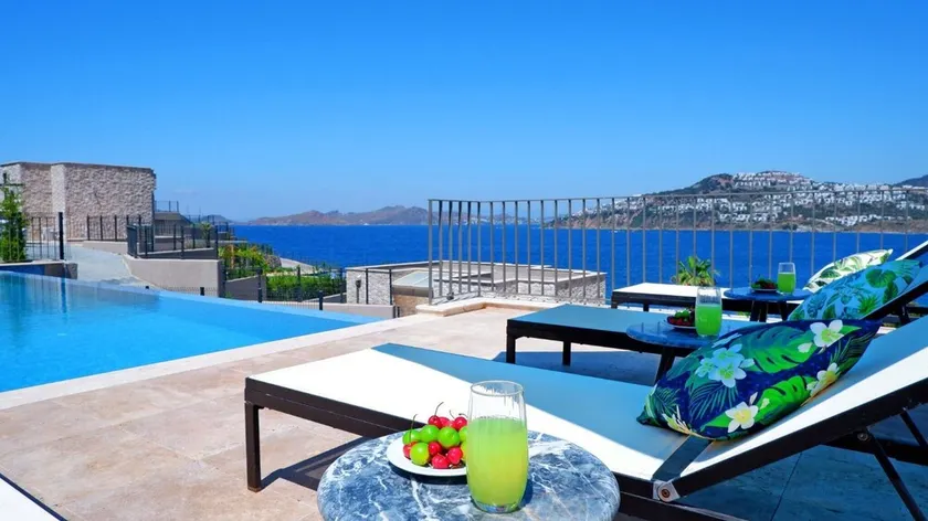 5 Bedroom Luxury Villa With Private Pool and Private Beach in Bodrum-gumusluk - Image 1