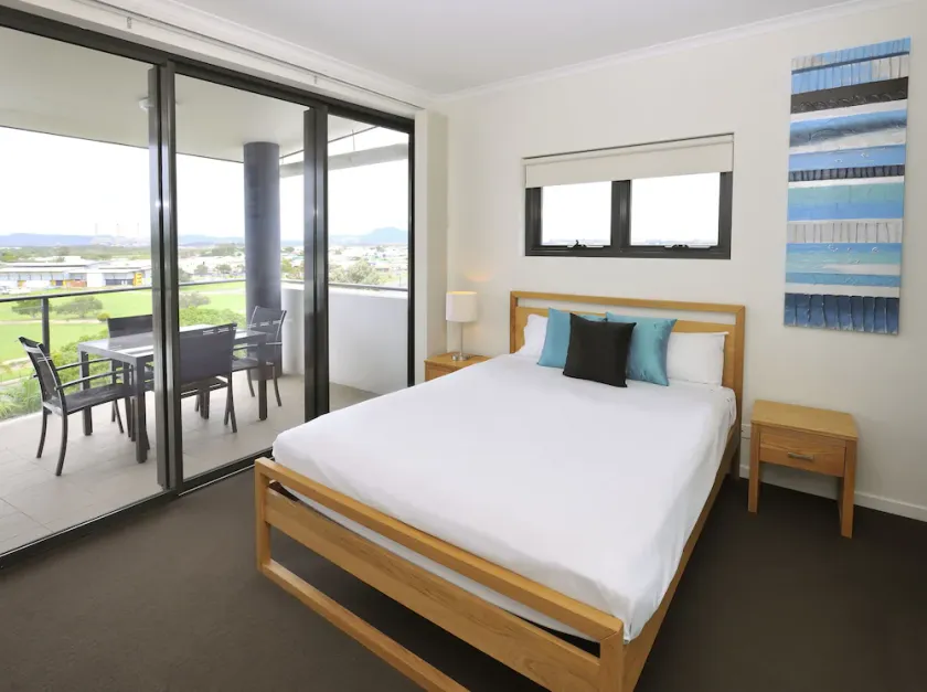 Apartments G60 Gladstone - Image 1
