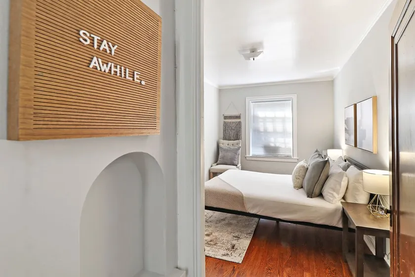 Contemporary Cragin 1BR Apt in Lockwood - Image 1