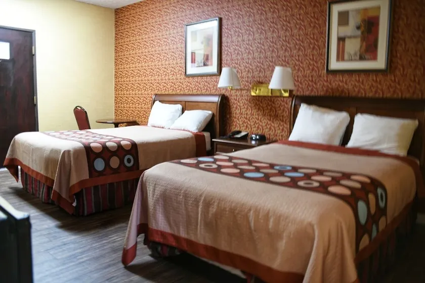 Boston Motel - Image 1