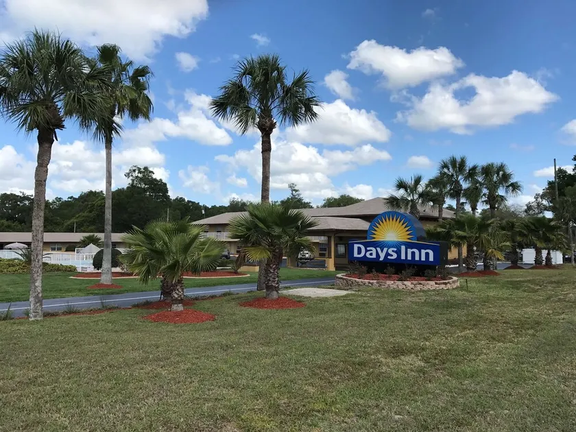 Days Inn by Wyndham Orange City/Deland - Image 1