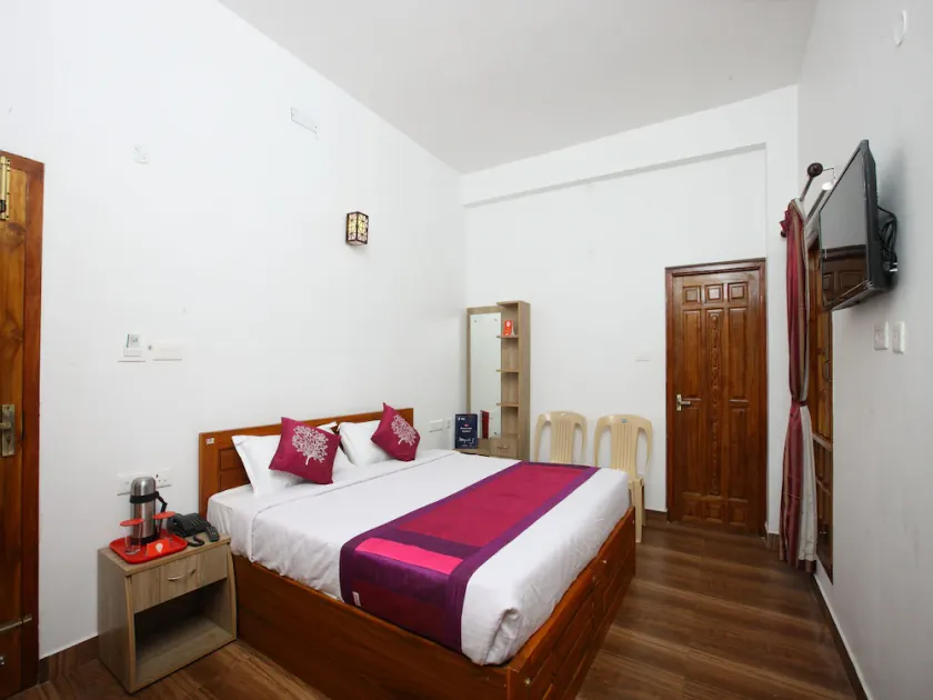 Sri Akilambiga Residency by OYO Rooms - Image 1
