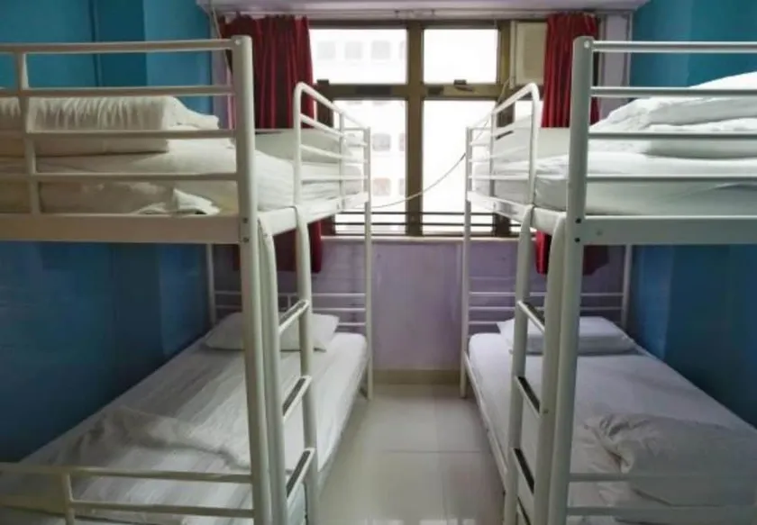 Cool Budget Hostel - Image 1