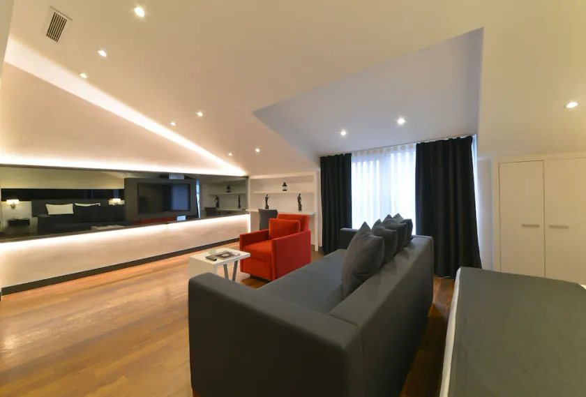 Nish Suites Besiktas - Image 1