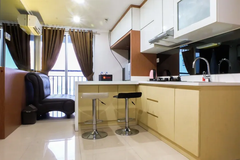 Homey 2BR Green Central City Apartment By Travelio - Image 1