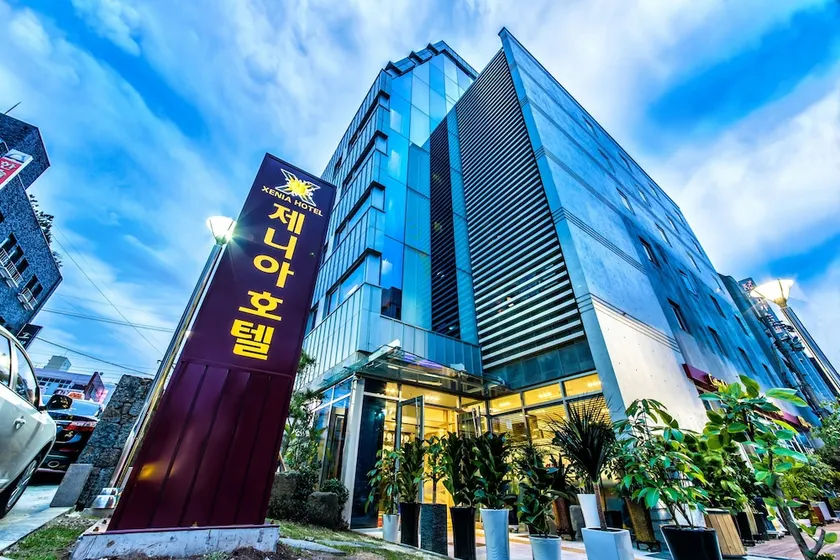 Xenia hotel - Image 1