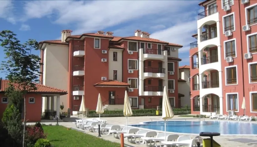 Ravda Dom Apartments - Image 1