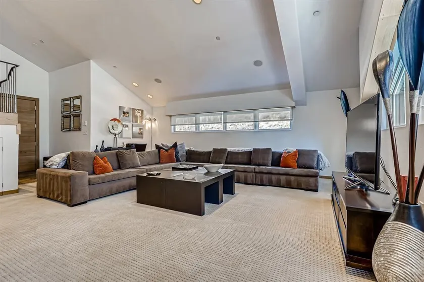 Tyrolean 5, 3BD Condo in Vail Village - Image 1