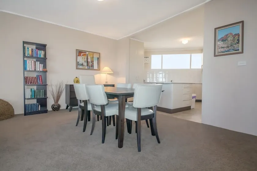 Portofino, Unit 6/7 Laman Street - Image 1
