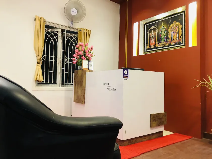 Hotel Varsha - Image 1
