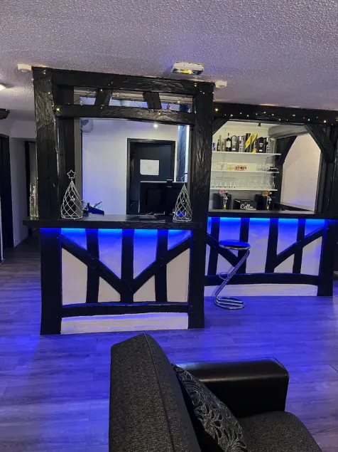 Hotel New - Image 1