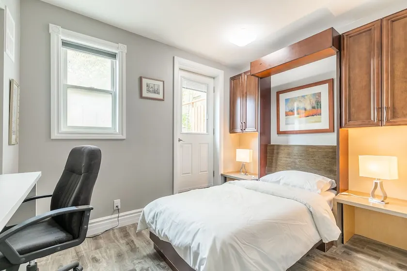Chinatown Gem Guesthouse by Elevate Rooms - Image 1
