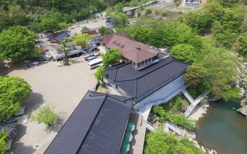 SEONGJU GAYA HWANGTO PENSION - Image 1