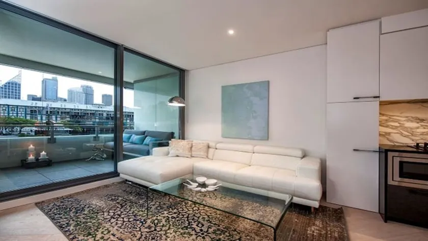 Luxury Studio With Parking in Woolloomooloo - WMLOO - Image 1