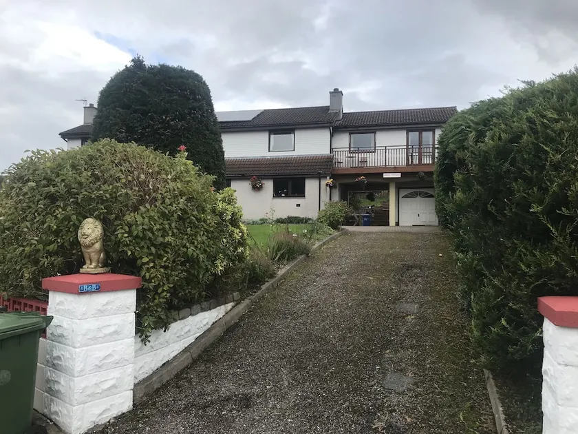 Beinn Dhearg Guest House - Image 1