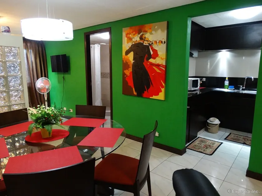 Manila Bay Serviced Apartments - Image 1