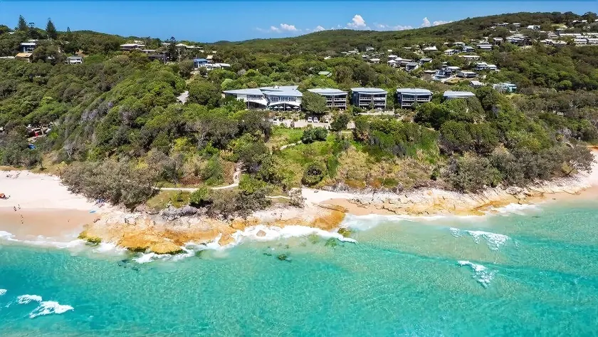 Stradbroke Island Beach Hotel & Spa Resort - Image 1