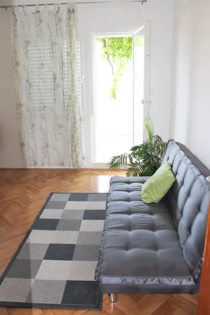 Apartment Bile - Image 1