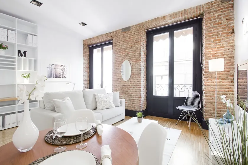 Gran Via Apartment by Flatsweethome - Image 1