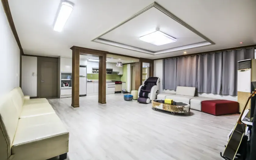 Gwangju Hanam Ekklim Business Hotel - Image 1