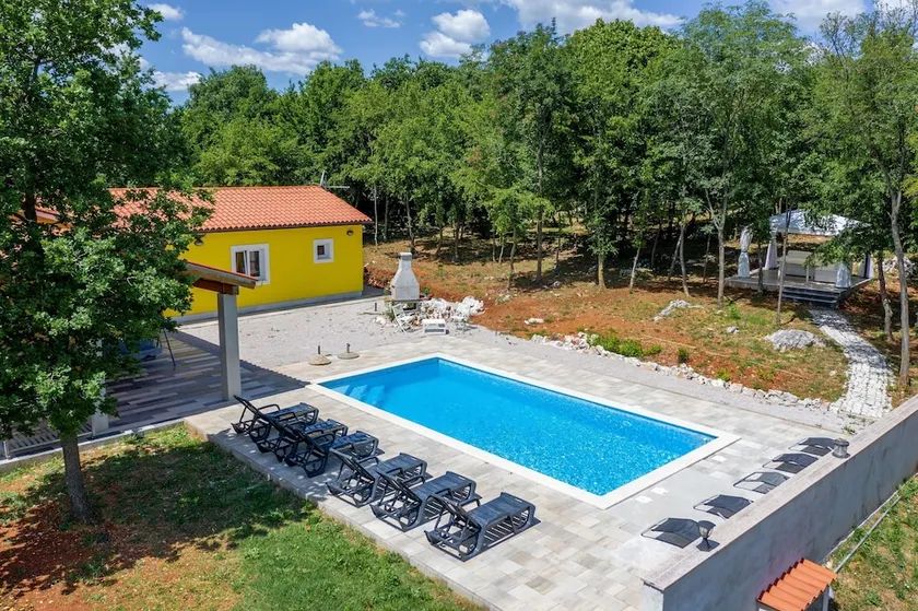 House St. Nikola - Image 1